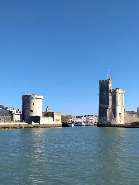 La Rochelle | À découvrir autour de Saintes | Les Herbes Folles | Chambres d’hôtes de charme piscine Saintes Charente-Maritime